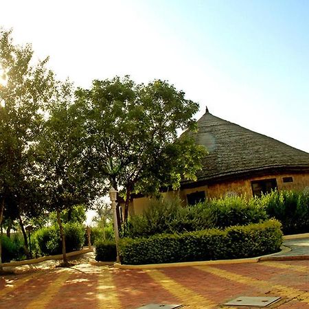 Neelkanth'S Bagar Inn Resort Jhunjhunu Bagian luar foto