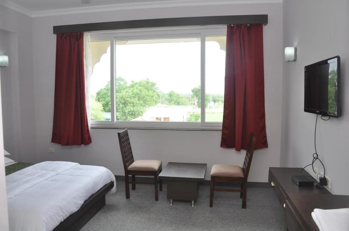 Neelkanth'S Bagar Inn Resort Jhunjhunu Bagian luar foto